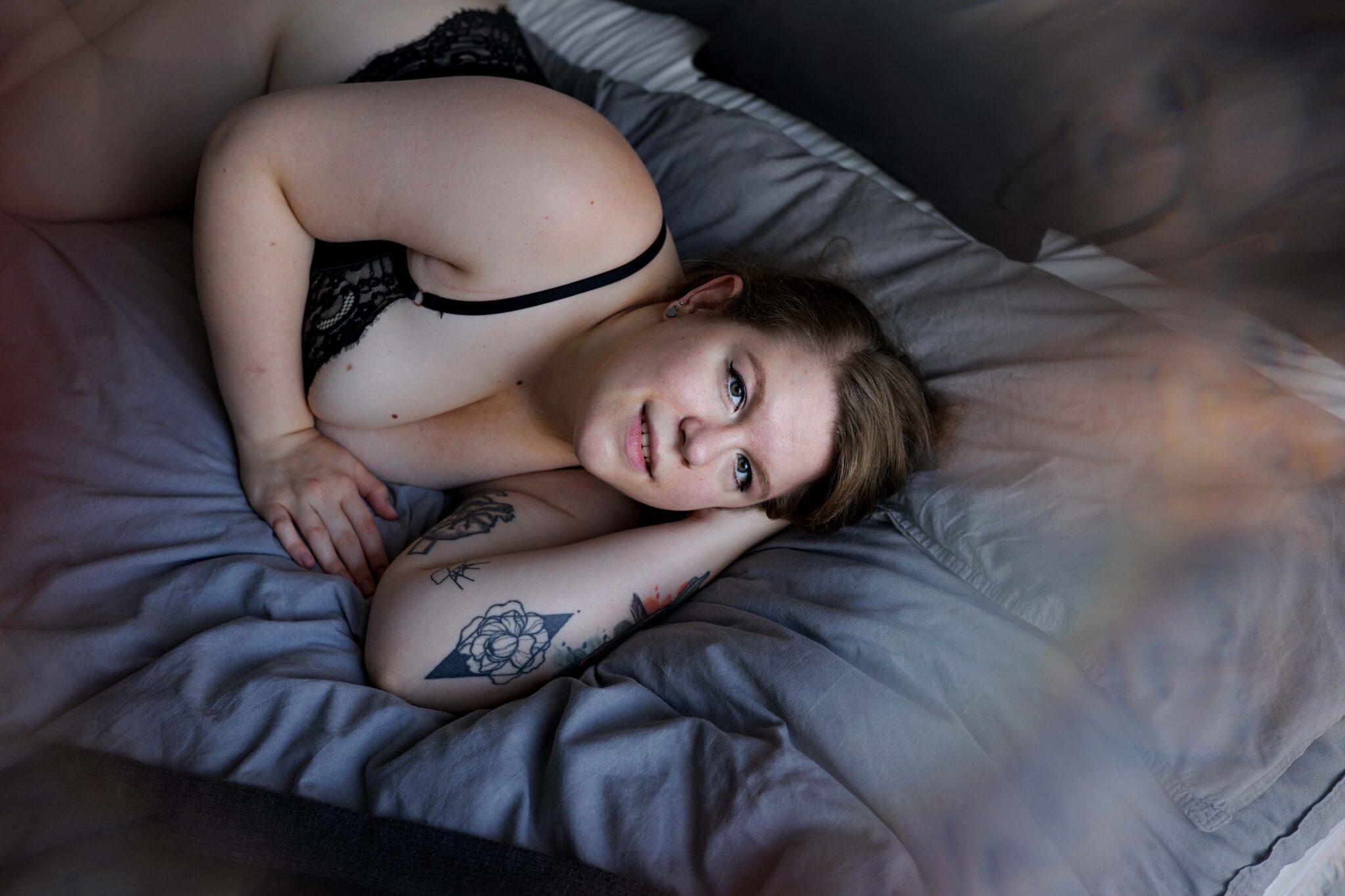 https://alinasophie-boudoir.de/wp-content/uploads/2023/09/ALINA-SOPHIE-BOUDOIR-Boudoir-Fotografin-Hamburg-043.jpg